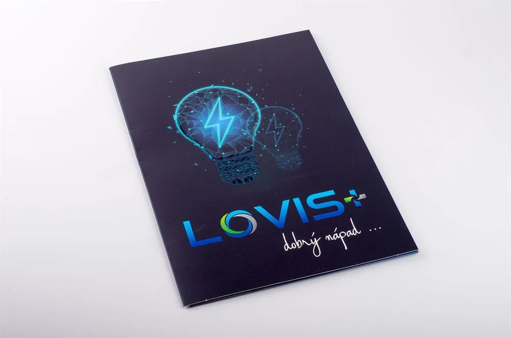 UV lak na obálke — zvýrazní logo a chráni pred odretím — VIENALA Košice