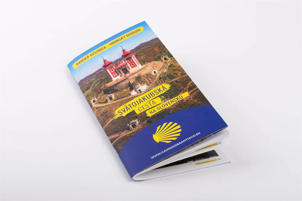 Zošitová väzba V1 — brožúra sa otvorí naplocho a nezavrie sa — VIENALA Košice