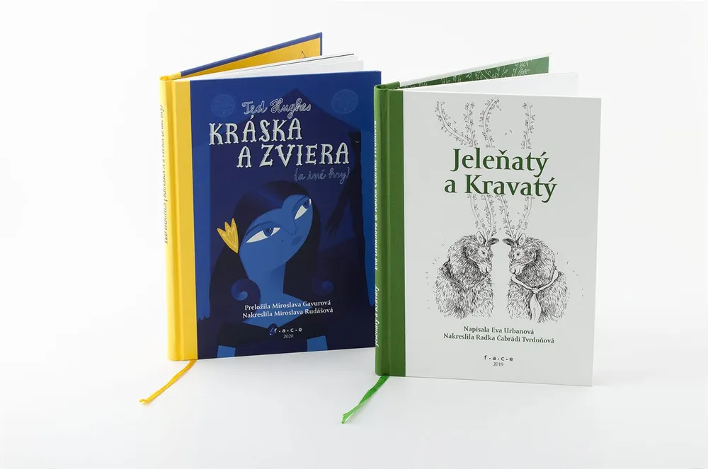 Väzba V7 so stužkou — potlačený polep s plátnom na chrbte — VIENALA Košice
